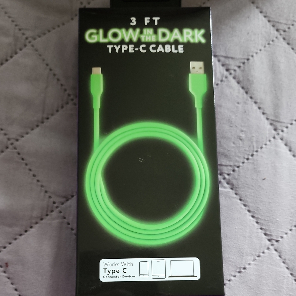 Glow in the Dark Type-C Cable - Green